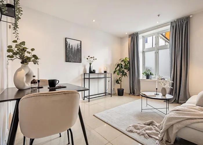 Charming In Sandviken Bergen